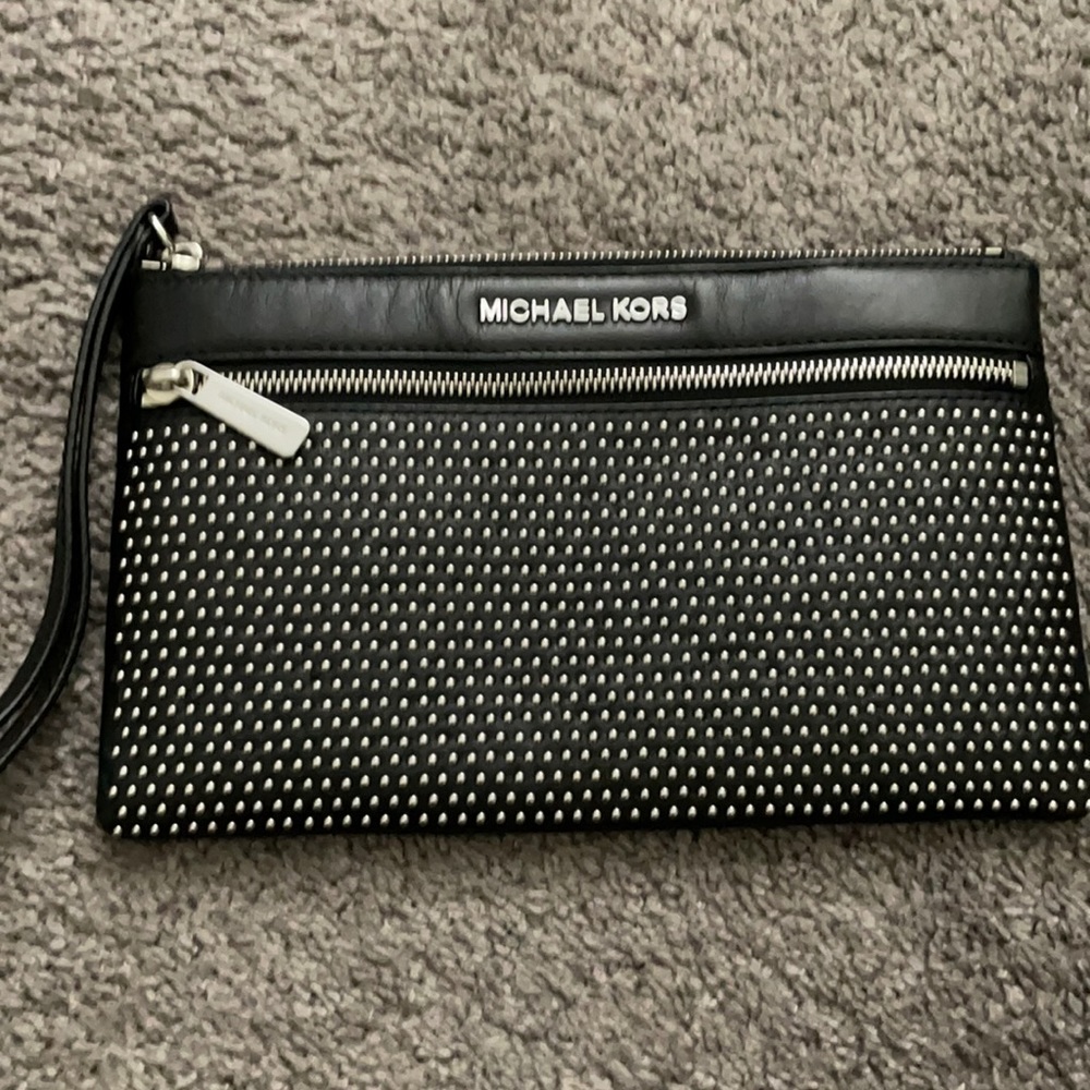 Michael Kors Leather Wristlet